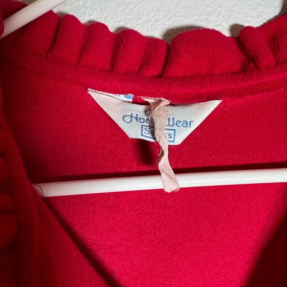 Vintage Sears nightgown size‎ L red lace collar